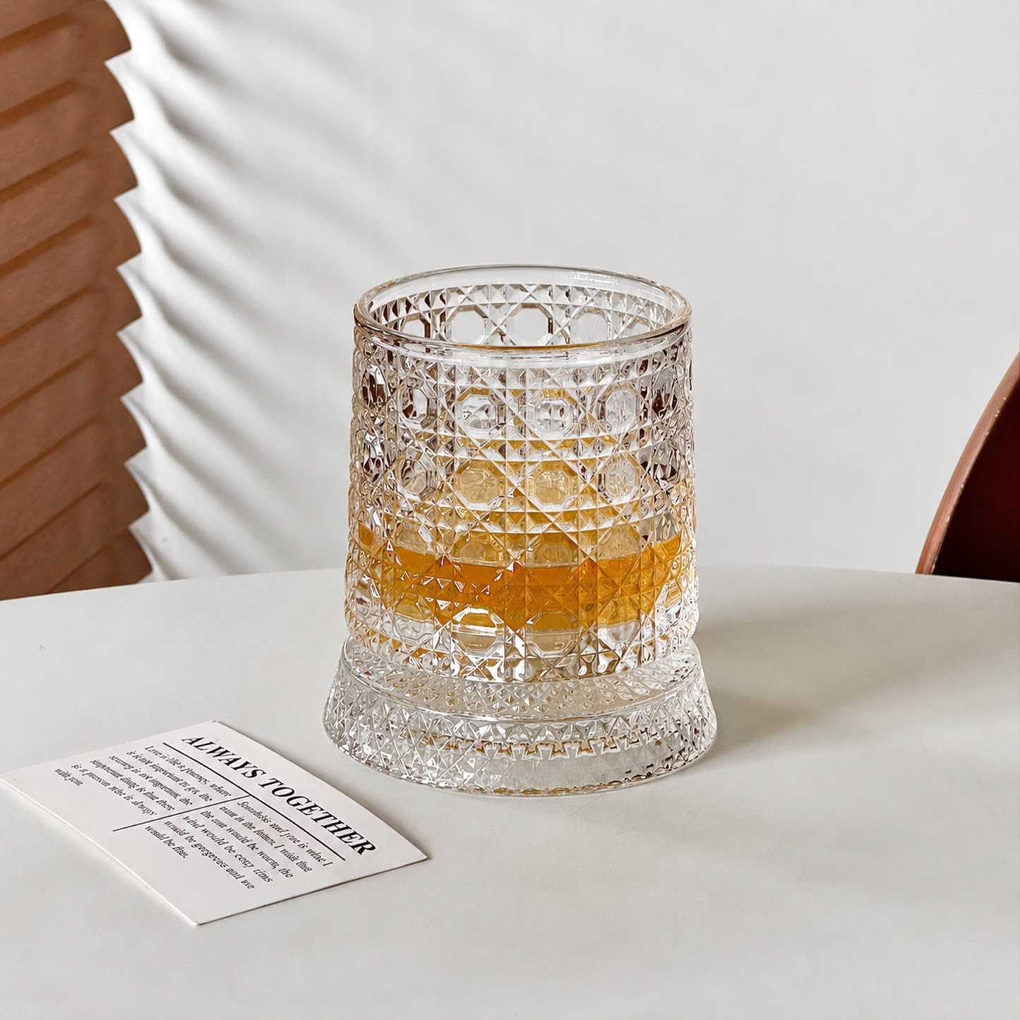 🥃 Luxurious 360° Rotating Crystal Glass — Starburst-Faceted, Stress-Relieving Whiskey & Red Wine Tumbler(300ml)