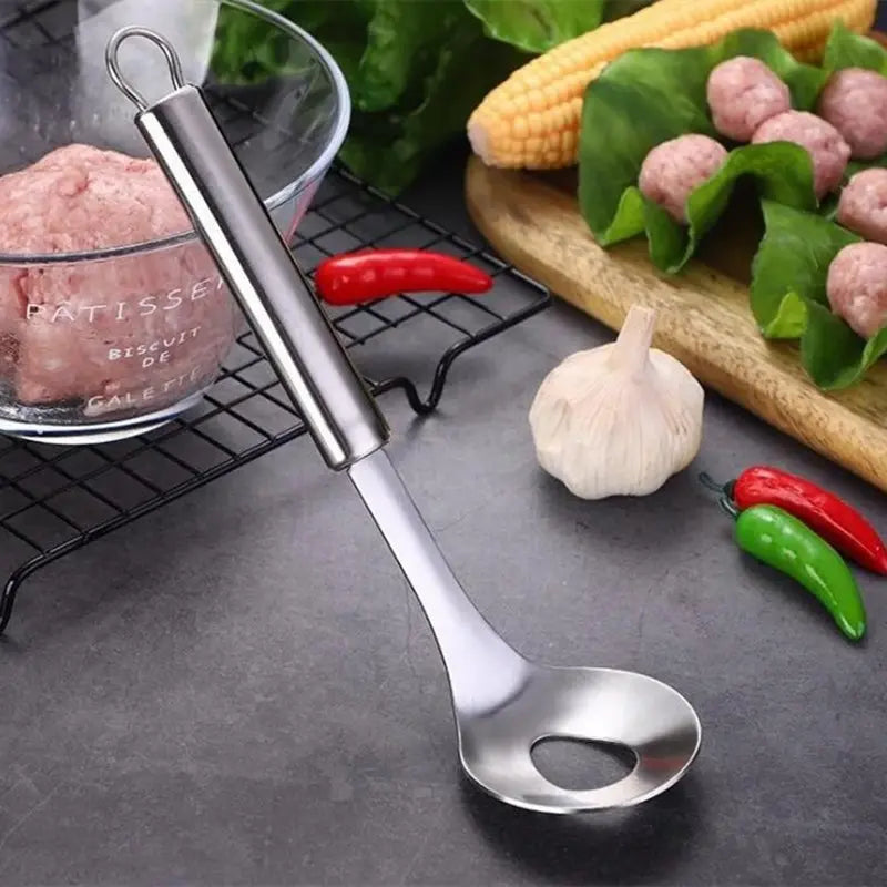 🥄Stainless Steel Meatball Maker Spoon, Non-Stick Meat Ball Extrusion Scoop, Easy Squeeze Meatball Mold for Fish Balls, Shrimp Paste