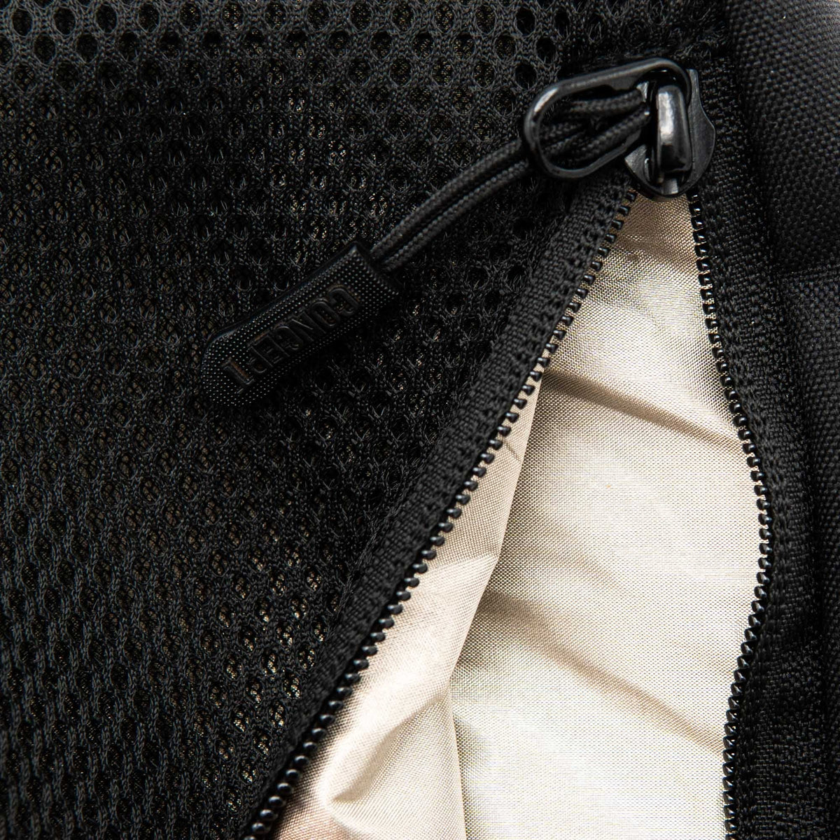 ⭐Anti-Theft Everyday Sling Bag – Lightweight Crossbody Travel Pack