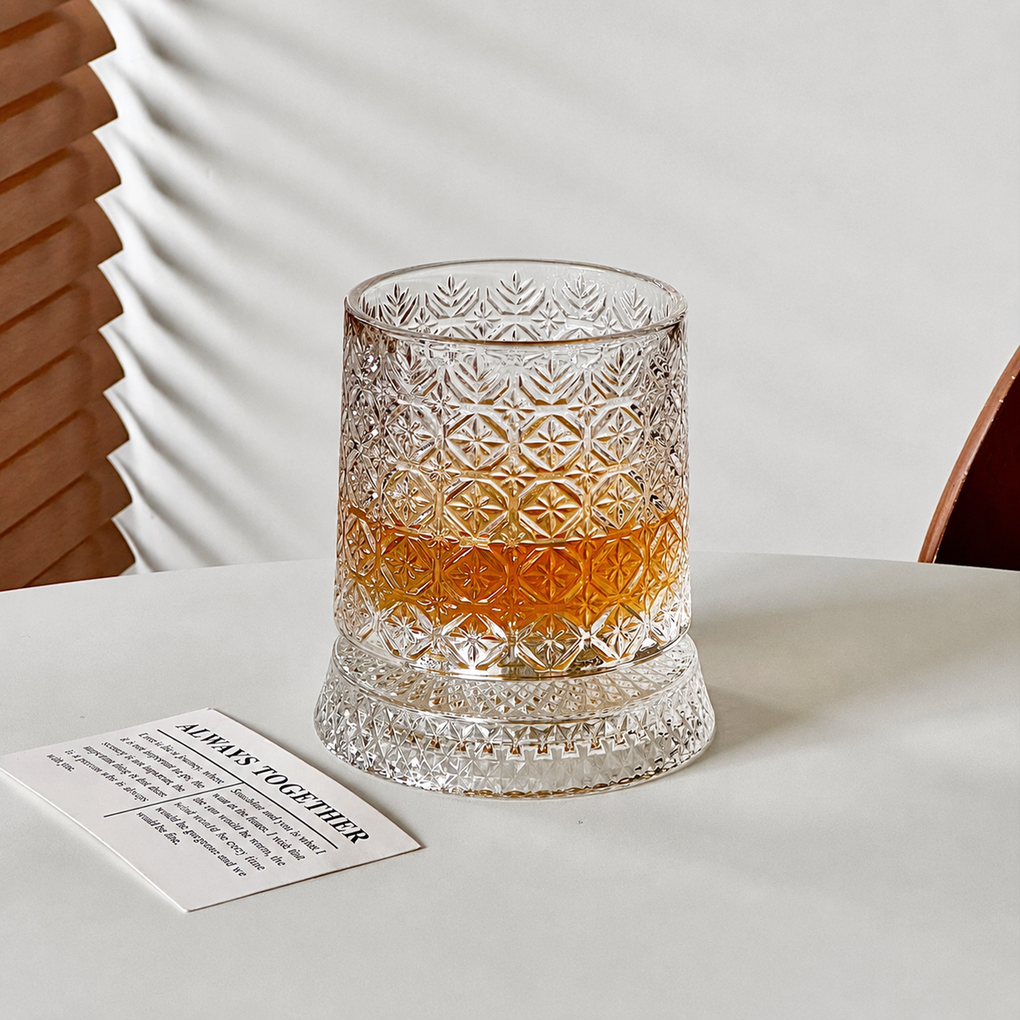 🥃 Luxurious 360° Rotating Crystal Glass — Starburst-Faceted, Stress-Relieving Whiskey & Red Wine Tumbler(300ml)