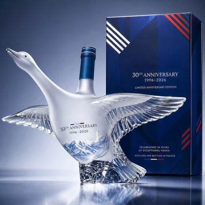 🥂 Grey Goose 30th Anniversary – Limited Edition Sculpted Goose Bottle, Luxury Vodka
