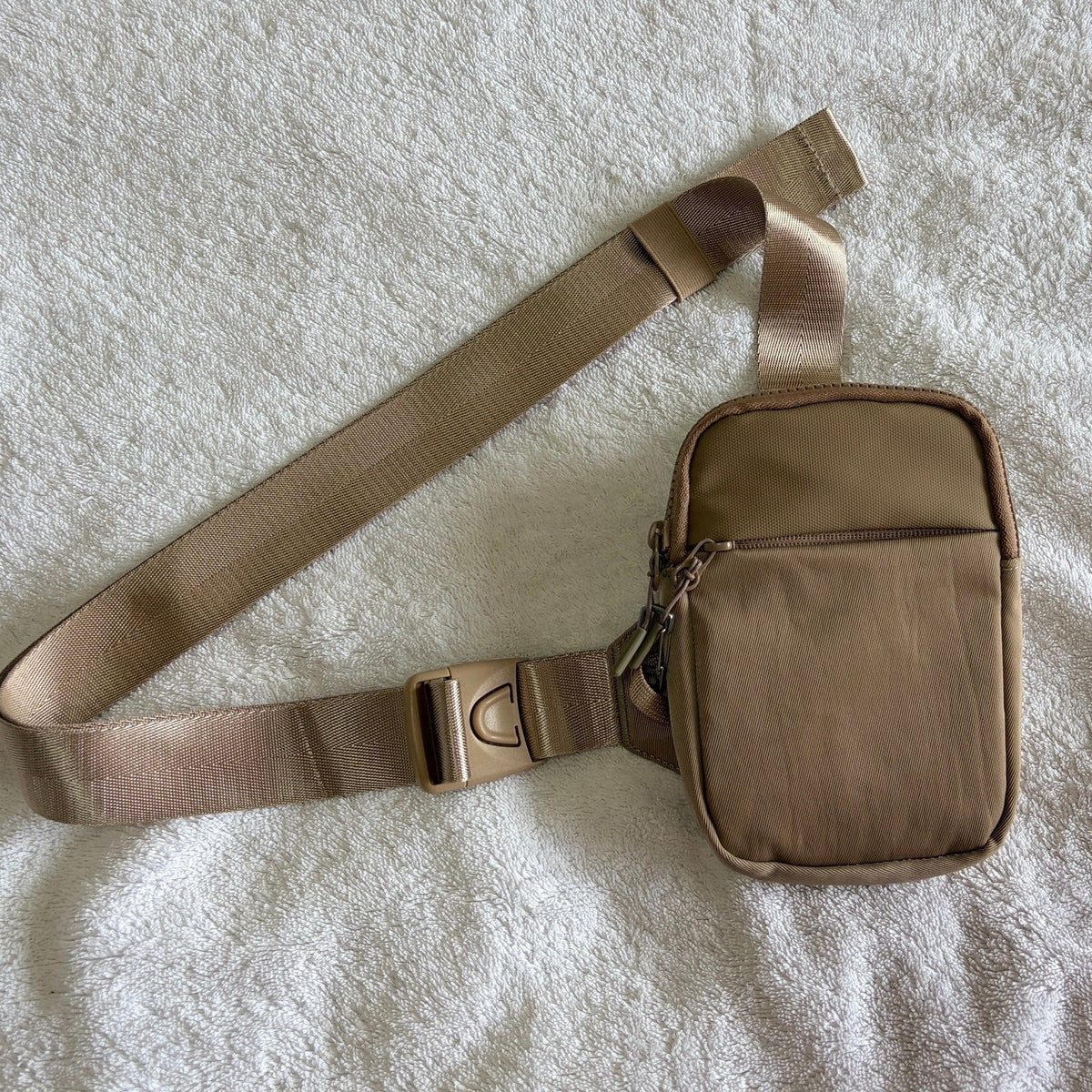 ⭐Anti-Theft Everyday Sling Bag – Lightweight Crossbody Travel Pack