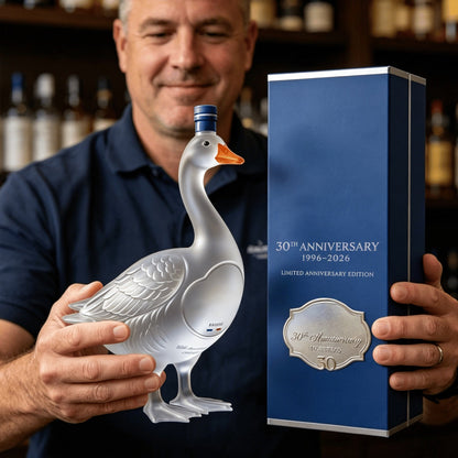 🥂 Grey Goose 30th Anniversary – Limited Edition Sculpted Goose Bottle, Luxury Vodka